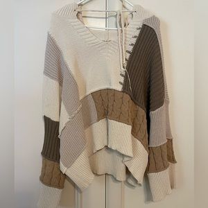 Pol sweater with hood